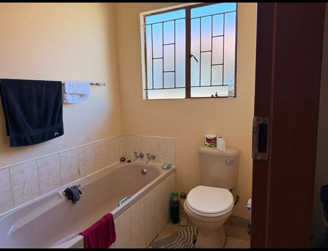 3 BEDROOM HOUSE FOR SALE IN TLHABANE WEST